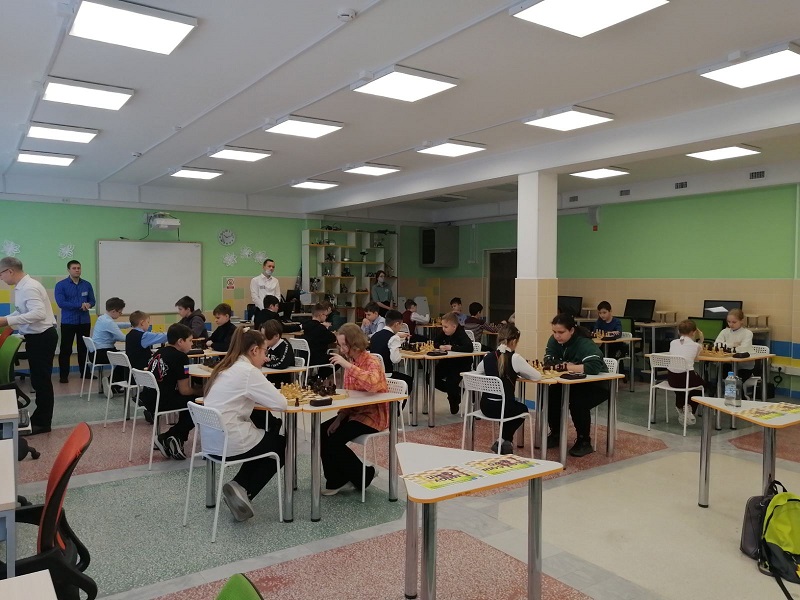 Отборочный турнир по быстрым шахматам среди учащихся 1-8-х классов  общеобразовательных учреждений города Сургута в 2022/23 учебном году